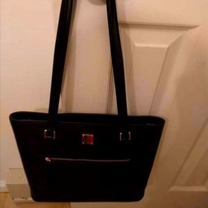 NEW Dooney & Bourke Black Tote $100